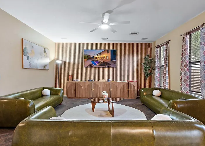 Chill & Thrill | Pool, Hot Tub • Family Game * Casa Grande