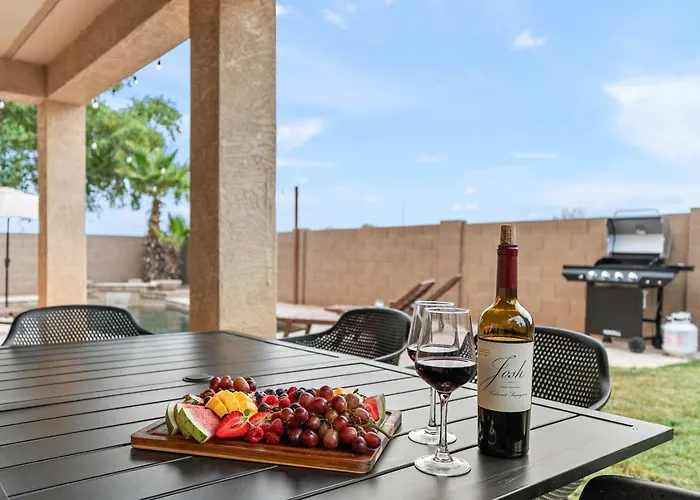 Villa Chill & Thrill | Pool, Hot Tub • Family Game Casa Grande